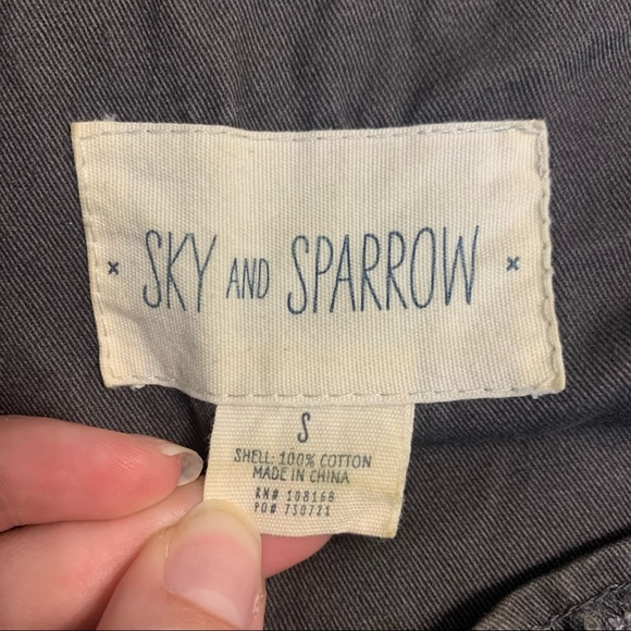 Sky and Sparrow x Tilly’s Grey Adjustable Waist Hooded Zip-Up Jacket Size S - Picture 3 of 14